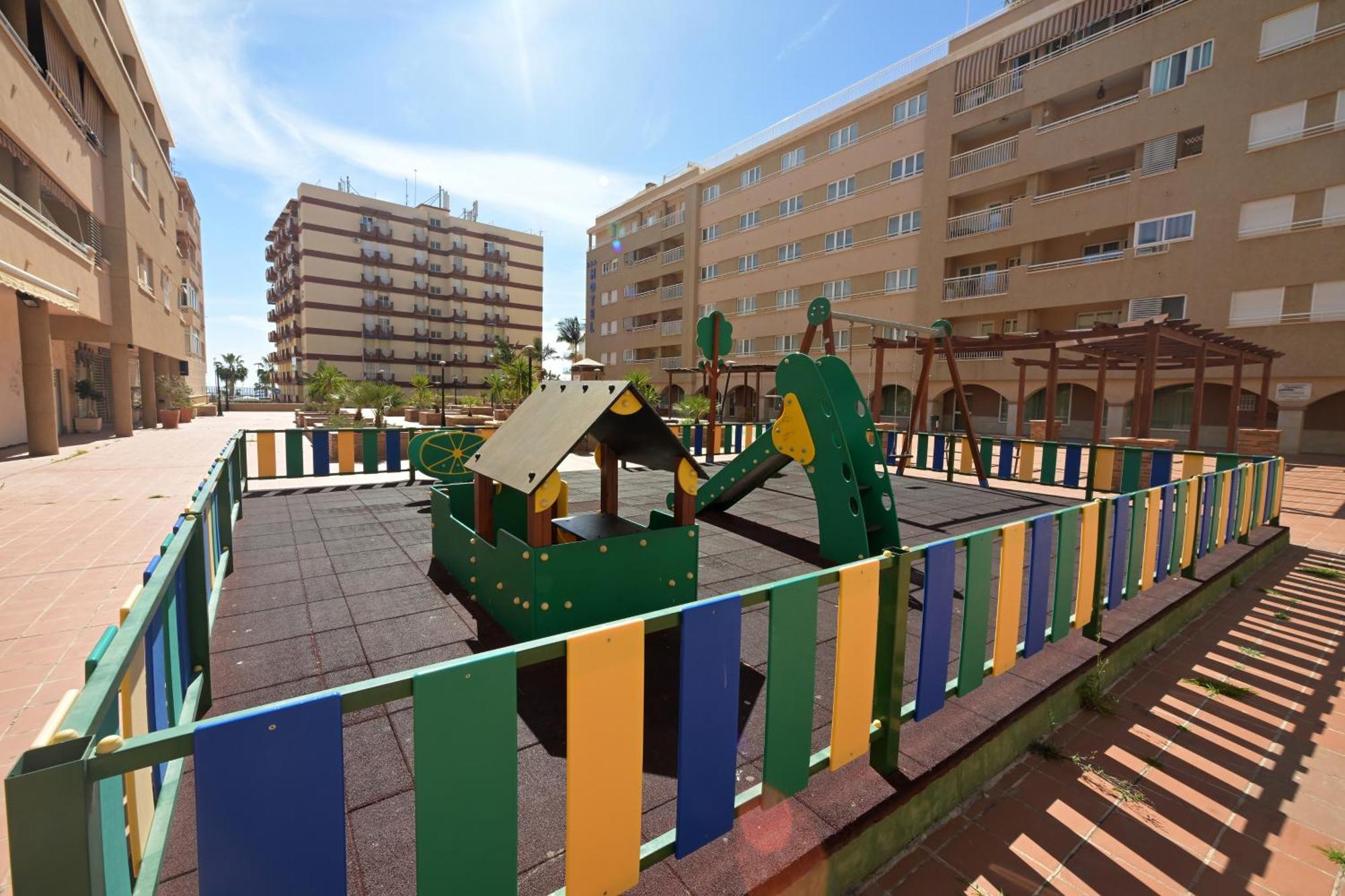 Aguilas Delicias Piscina Wifi Ac Parking Gratis מראה חיצוני תמונה
