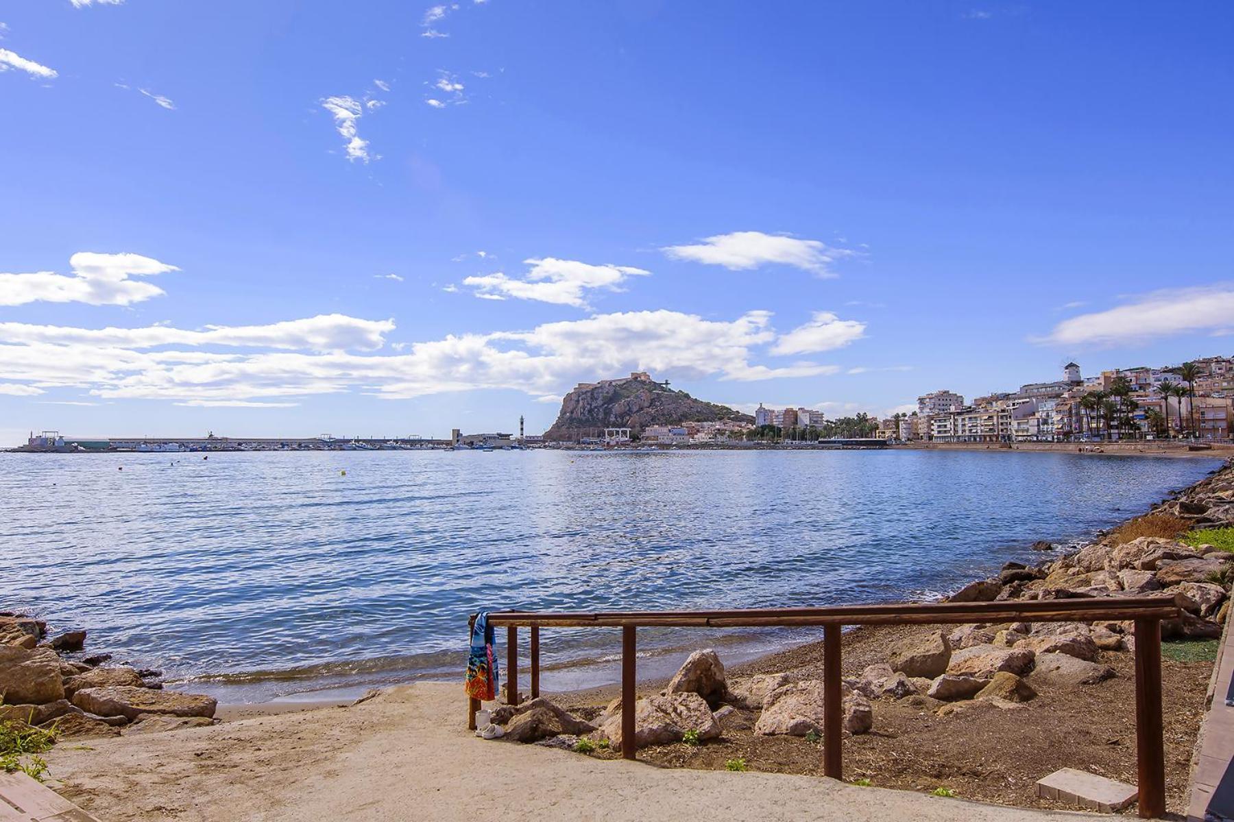 Aguilas Delicias Piscina Wifi Ac Parking Gratis מראה חיצוני תמונה
